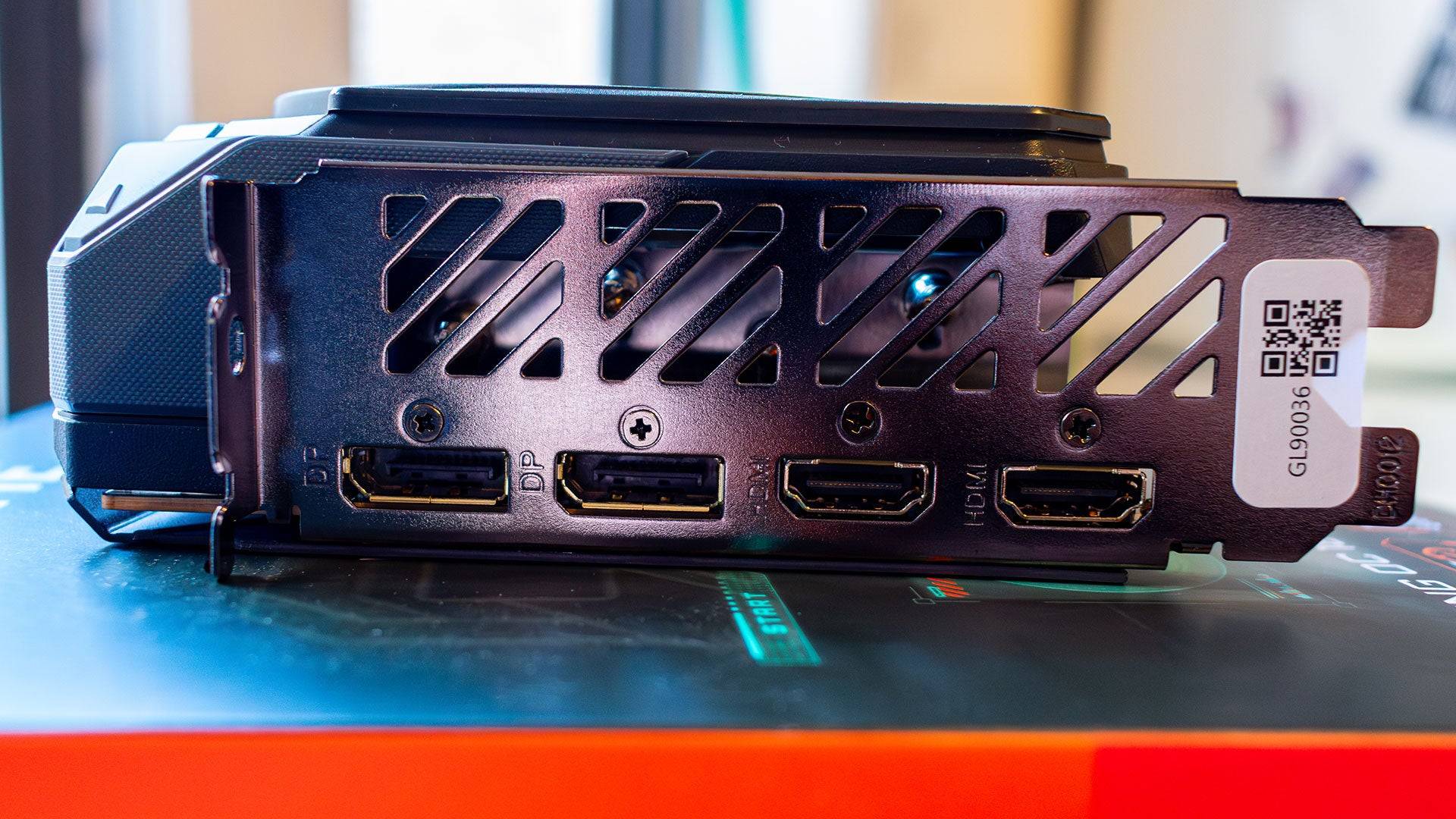 AMD Radeon Rx 9070: ပြည့်စုံသောပြန်လည်သုံးသပ်ခြင်း